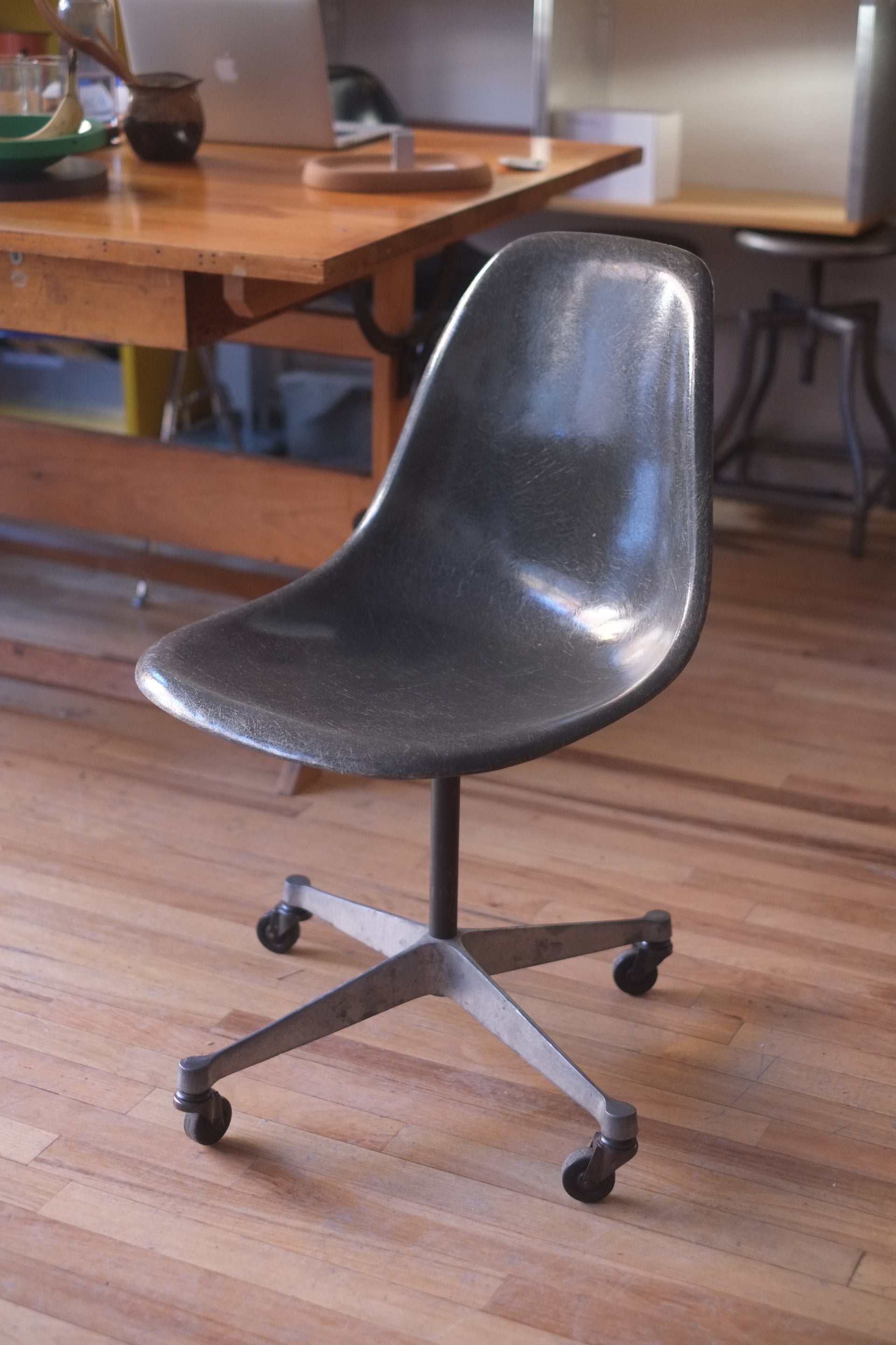 Eames Fiberglass Shell Chair w/ Casters