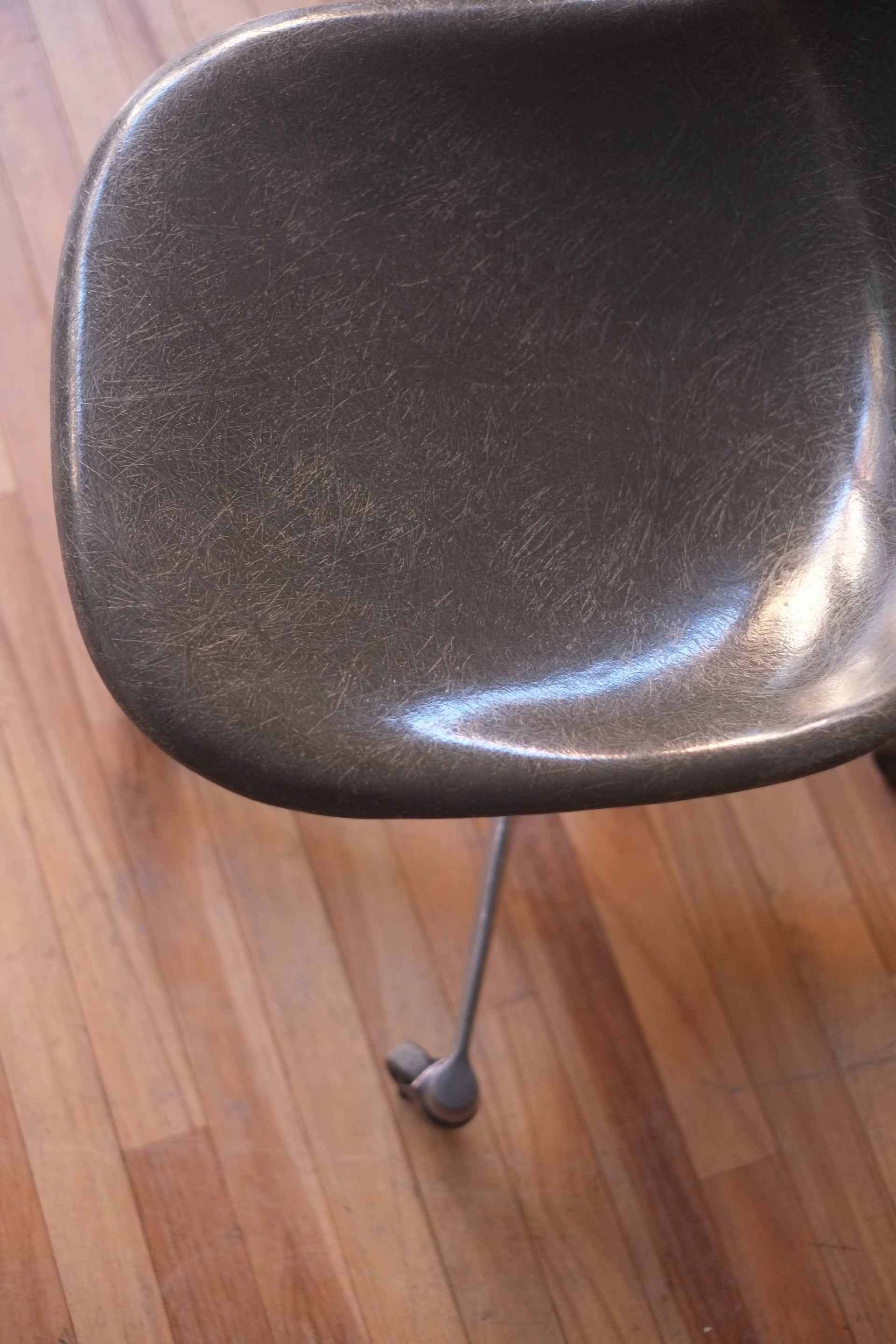 Eames Fiberglass Shell Chair w/ Casters