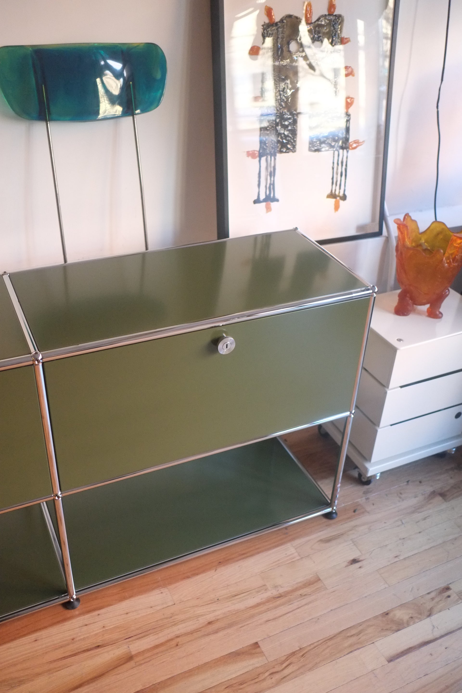 USM Haller 2x2 Unit Olive