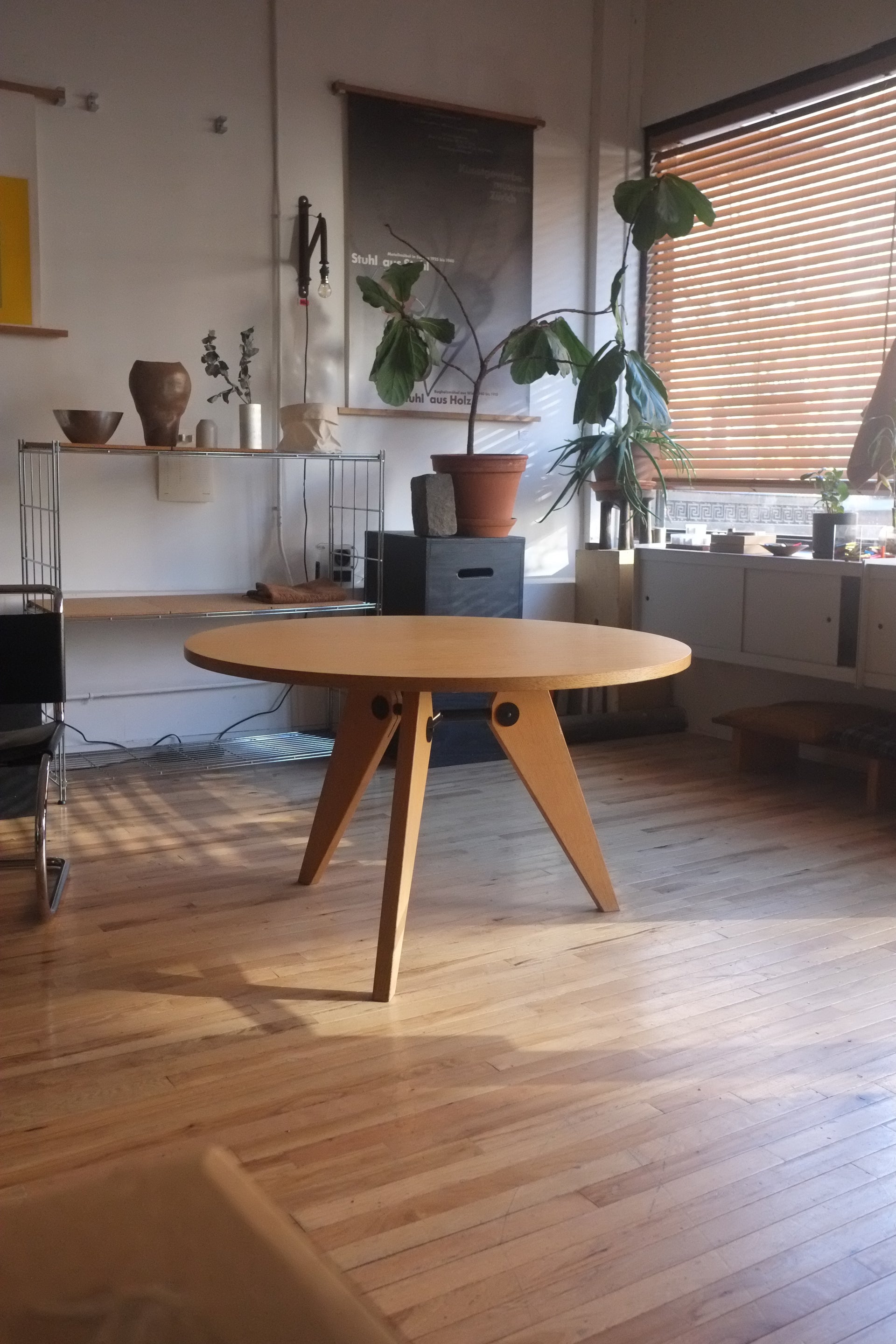 Guéridon Table by Jean Prouvé for Vitra