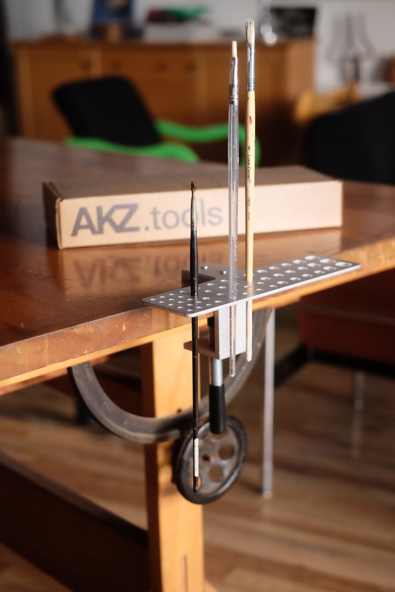 Aluminum Paint Brush Holders by AKZ tools