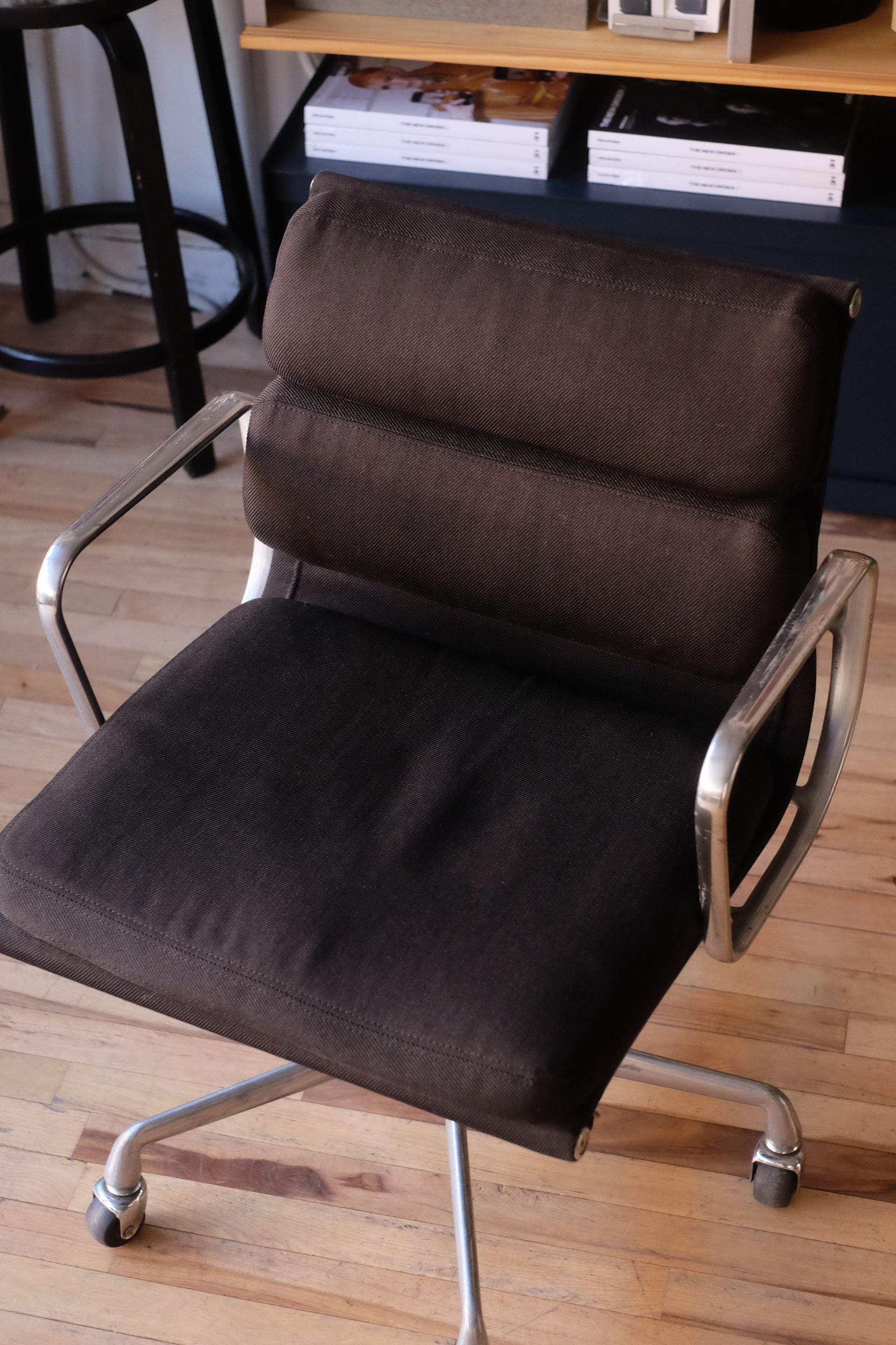 Eames Soft Pad Management Chair by Herman Miller (Black Upholstery)