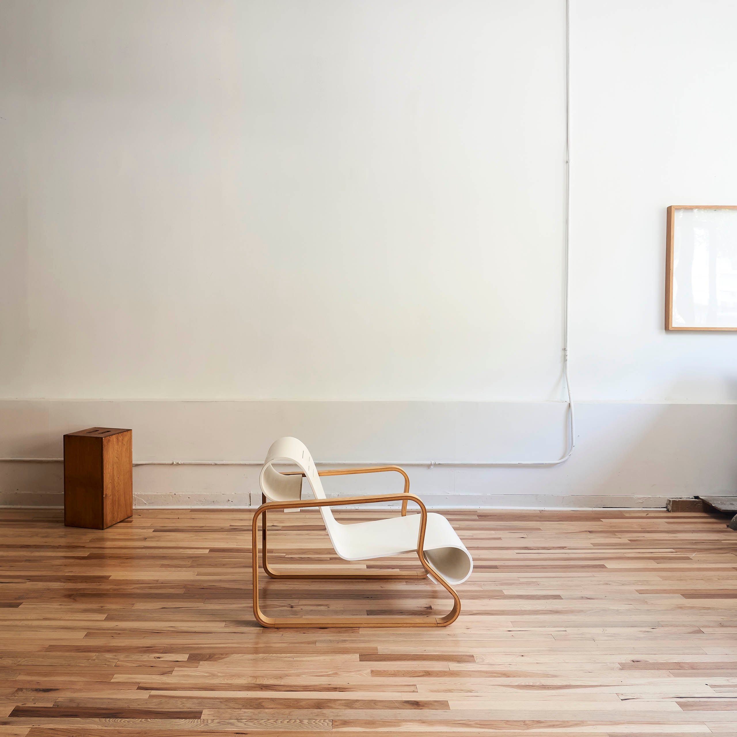 Rent Armchair 41 Paimio by Aalto for Artek lichennyc